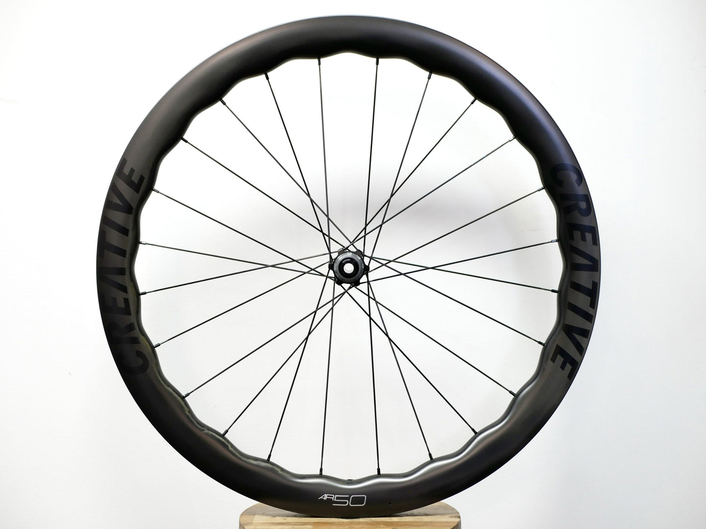 2025 CREATIVE AR50 Wheelset - Shimano HG image