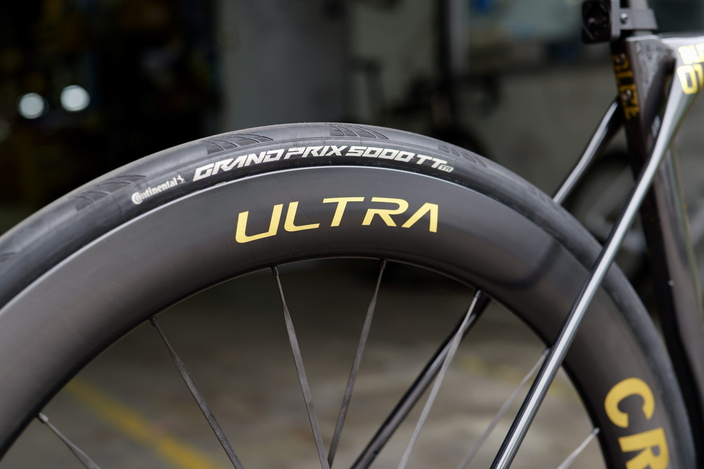 2025 CREATIVE ULTRA Disc Brake Wheelset - Limited Gold Edition image 12