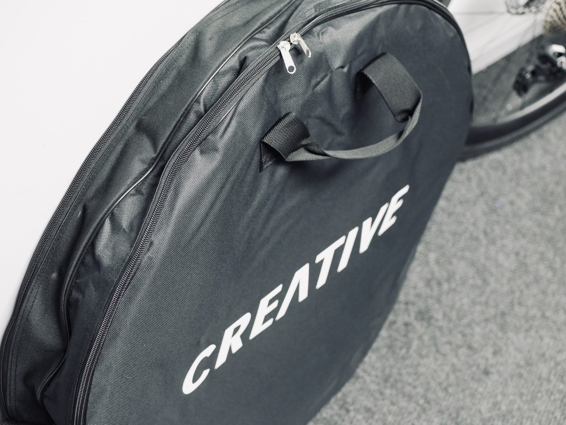 CREATIVE Premium Dual Wheel Bag image 3