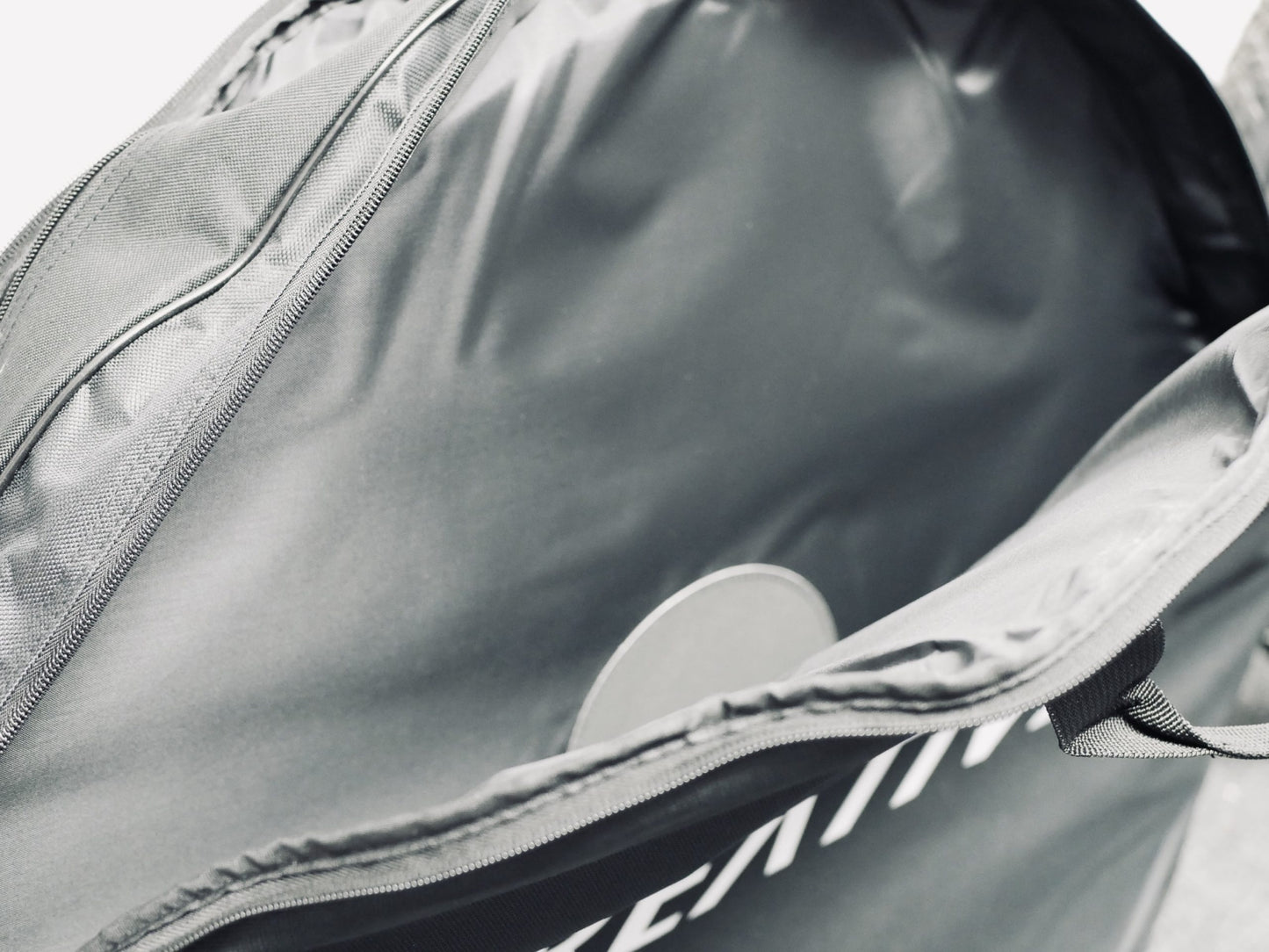 CREATIVE Premium Dual Wheel Bag image 7
